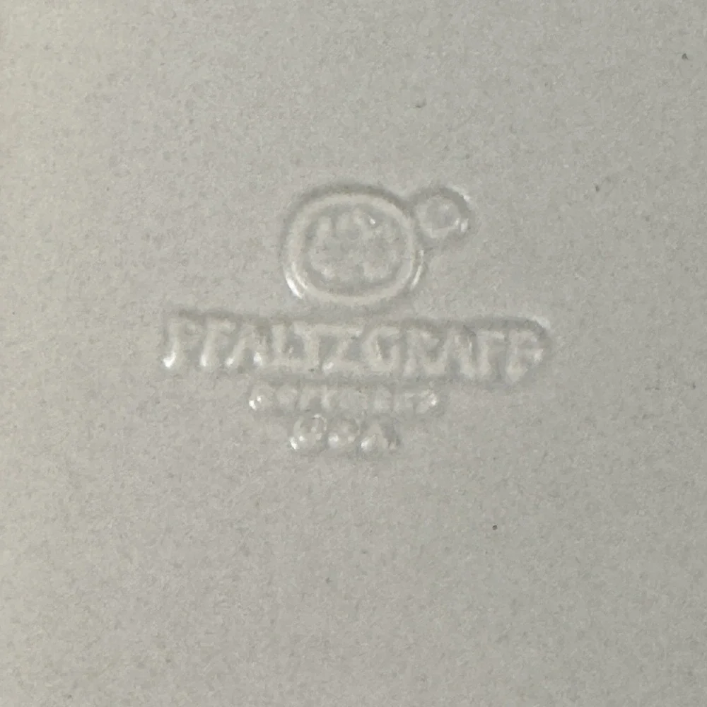 Vtg Pfaltzgraff Yorktowne 12